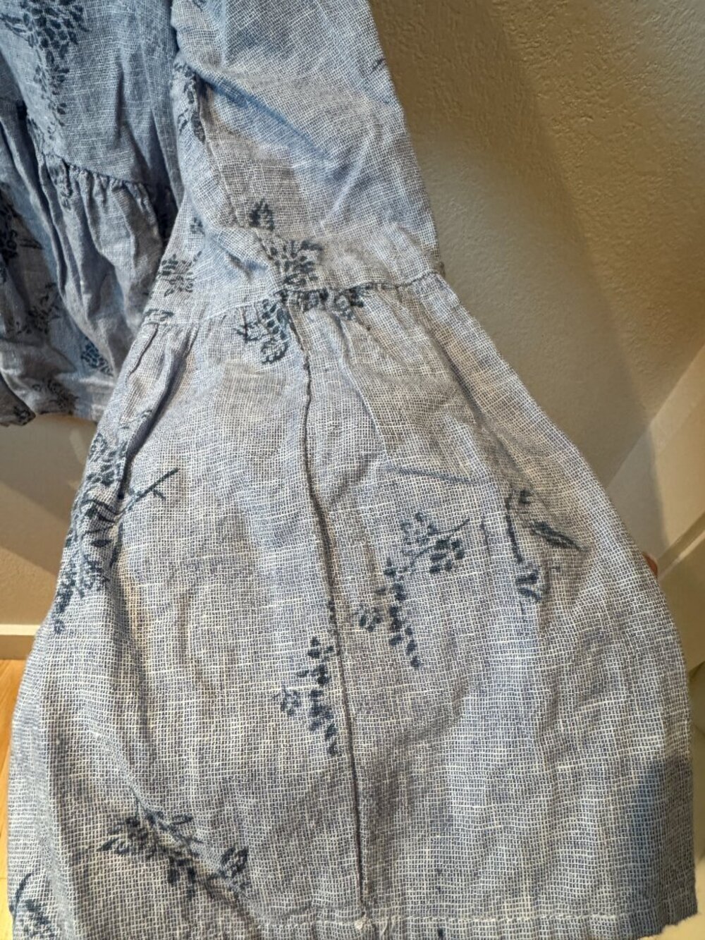 Zara Blue Floral Print Peplum Top Bell Sleeve Sz L - Picture 7 of 10